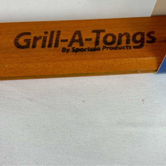 Sportula MLB Miami Marlins Grill A Tongs Cutout Logo Wood Handle Grilling Tongs - Picture 5 of 10